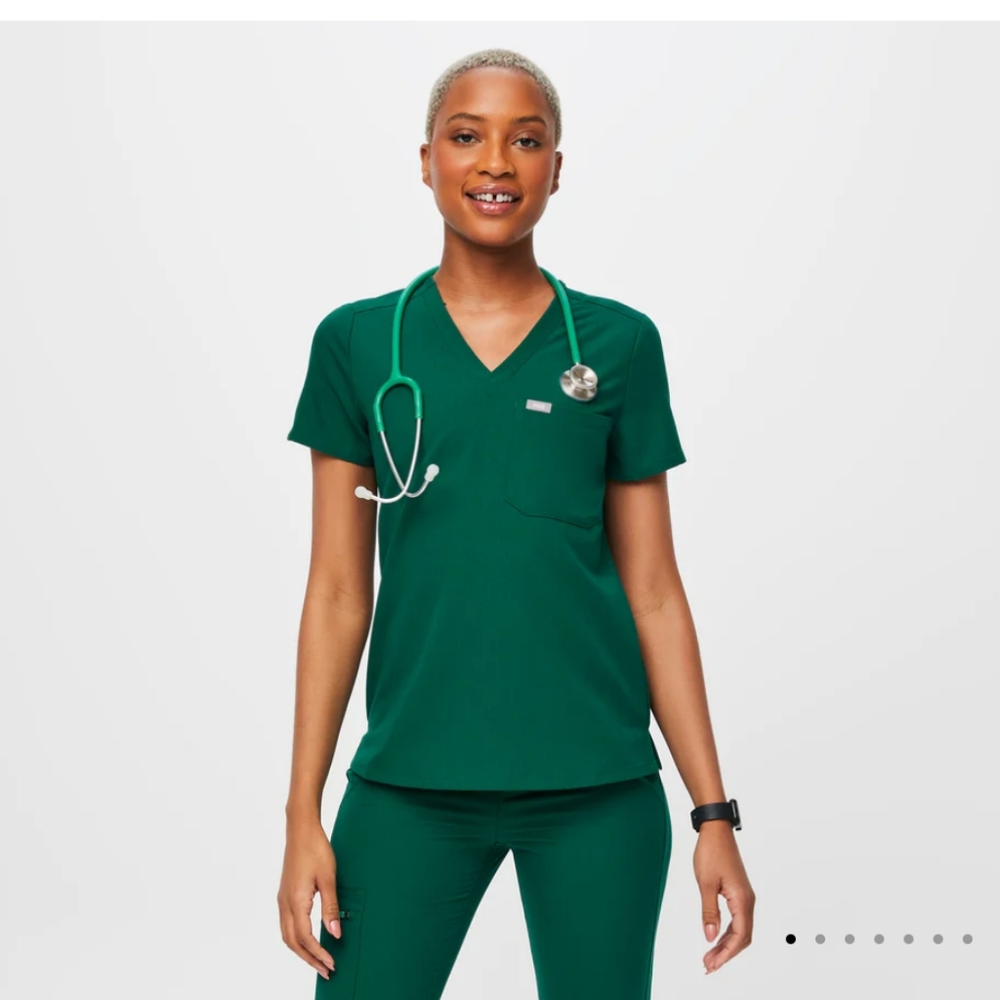 Scrubs/ top